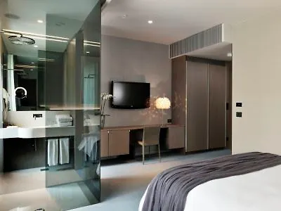 Hotel Cubo 4*